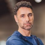 Raoul Bova ad Atreju sugli audio privati: “Ho pagato il rifiuto di un ricatto con una pubblica esecuzione. Occhi spaccanti? Una parola che è diventata più discussa di una guerra” Raoul Bova