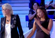 C’è Posta per te 2024, Luana ama una donna: mamma Rosa non l’accetta | Video Witty Tv C'è Posta per te 2024