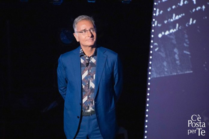 Paolo Bonolis a C’è Posta per te 2025: la bellissima sorpresa | Video Witty Tv Paolo Bonolis a C'è Posta per te