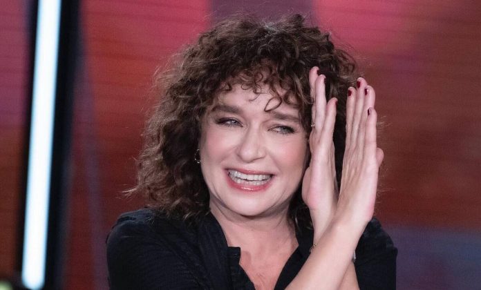 Valeria Golino a Verissimo: “Il mio rapporto con il tempo che passa” | Video Mediaset Valeria Golino a Verissimo