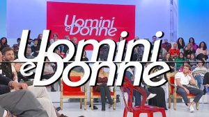 Uomini e Donne oggi, lunedì 21 aprile 2025, non va in onda: ecco perché e quando torna il programma