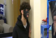 Amici 23, Martina e il salone di bellezza: maschere viso per tutti | Video Witty Tv Amici 23 Martina