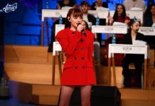 Annalisa ad Amici 23 canta Sinceramente: dietro ballano Giovanni e Francesca Tocca | Video Witty Tv Annalisa ad Amici 23