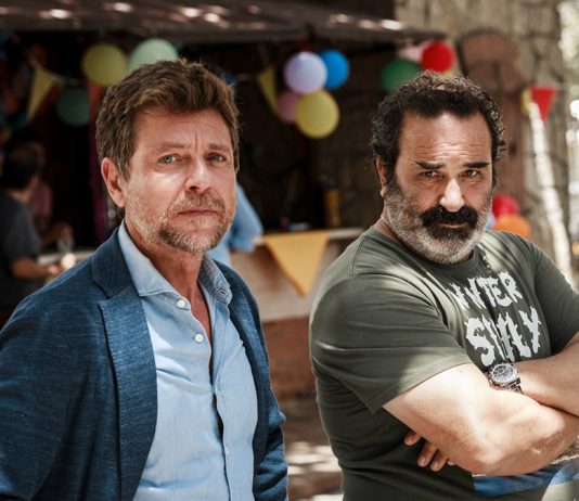 “Makari 3”, intervista esclusiva a Claudio Gioè e Domenico Centamore: “Tra Lamanna e Piccionello un’intesa perfetta: alcune scene sono frutto dell’improvvisazione” Makari 3