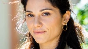 Un Posto al Sole, anticipazioni dal 3 al 7 novembre 2025: Rosa lotta con i suoi sentimenti, Mariella e Bice diventano spie