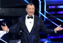 Amadeus, inizia la sua nuova avventura sul Nove: “Condurrò con Ilenia Pastorelli un programma musicale. I primi cantanti saranno Anna e Tananai” Sanremo 2024, la conferenza stampa