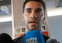 Intervista a Maninni, in gara a Sanremo 2024 con ‘Spettacolare’: “L’esperienza ad Amici mi ha aiutato a crescere. Amadeus ha scelto il mio brano lo scorso anno” Maninni, intervista Sanremo 2024