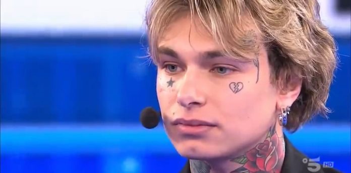 Amici 23 eliminato Ayle: le esibizioni e le sue parole | Video Witty Tv Amici 23 eliminato