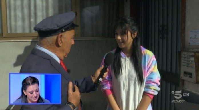 C’è Posta per te 2024 Jessica chiede perdono alla figlia Corinna | Video Witty Tv C'è Posta per te 2024 Jessica chiede perdono alla figlia Corinna | Video Witty Tv