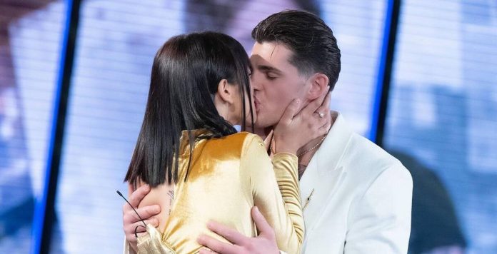 Letizia Petris a Verissimo: “Paolo mi da sicurezza” | Video Mediaset Letizia Petris a Verissimo