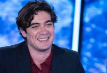 Riccardo Scamarcio a Verissimo: “Distrussi un’auto a 12 anni” | Video Mediaset Riccardo Scamarcio a Verissimo