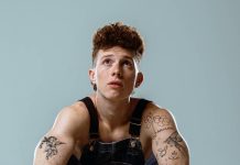 Wax torna con il singolo “Caravan” e il nuovo EP “Exit”: “Mi piace stare male. Trasformo il dolore in musica” – Intervista Video WAX