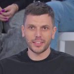 Uomini e Donne e Amici non vanno in onda oggi, lunedì 1 aprile: perché? Il motivo e cosa va al loro posto Daniele, tronista Uomini e Donne