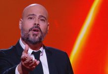 Marco d’Amore, monologo a Le Iene: “il palcoscenico ha placato la mia turbolenza. Sono Nessuno, uno che inventa storie per campare e esorcizzare il male” | Video Mediaset Marco D'Amore, il monologo a Le Iene