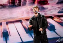 Holden canta