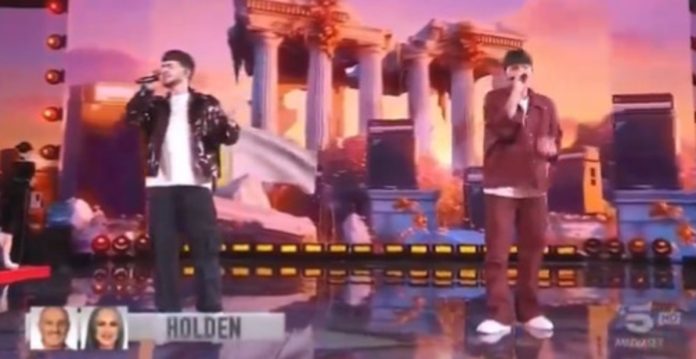 Amici 23, Holden e Petit cantano Tango di Tananai | Video Witty Tv Amici 23 Holden