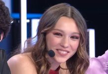 Amici 23, Sarah canta Sexy amore magica: l’esibizione | Video Witty Tv Amici 23 Sarah