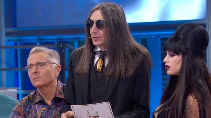 Chi è Franco Pistoni, lo Iettatore di Avanti un Altro 2024 | Video Mediaset Franco Pistoni, iettatore Avanti un altro 2024