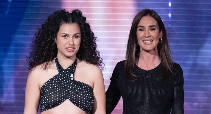 Martina Giovannini a Verissimo: “Con Kumo, solo amicizia” | Video Mediaset Martina Giovannini a Verissimo