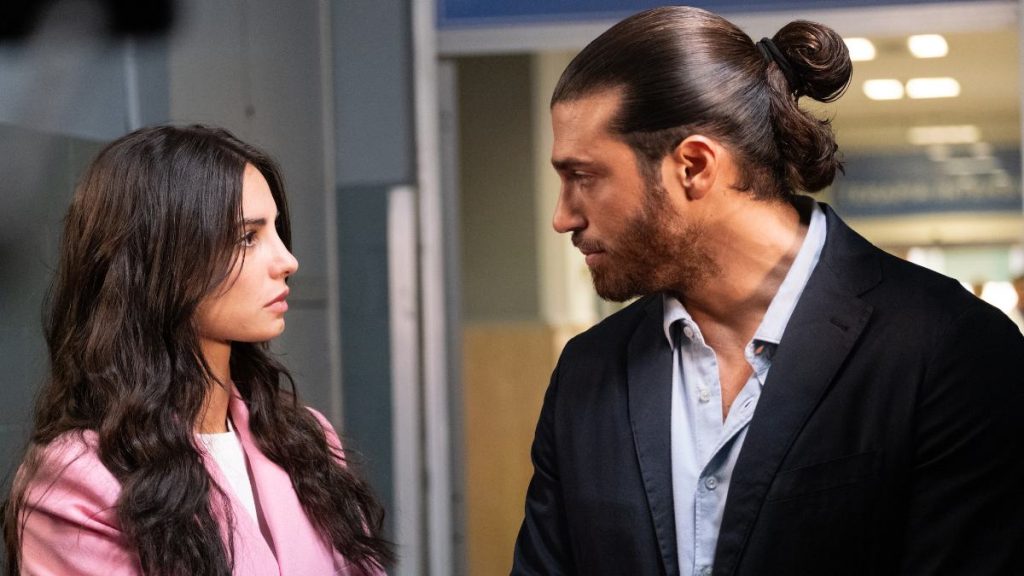 Francesca Chillemi e Can Yaman in Viola come il Mare 2