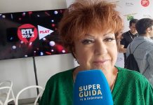 Orietta Berti canta al Radio Zeta Future Hits Live: “Per fare l’opinionista al Gf ho preso 90 treni ma mi piaceva troppo la trasmissione. Sanremo? Se trovassi una bella canzone…” | Intervista in esclusiva Orietta Berti, intervista Superguidatv