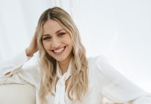 Intervista a Carolina Benvenga: “Cristina D’Avena è la mia icona, pensare di diventare come lei è motivo di orgoglio. Tra i reality parteciperei a Pechino Express” Carolinga Benvenga