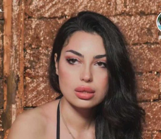 Temptation Island 2024, Jenny urla contro Tony: la rabbia della ragazza | Video Witty Tv Jenny e Tony, coppia di Temptation Island 2024