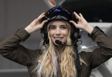 Space Cadet, la recensione (no spoiler) della commedia spaziale Space Cadet