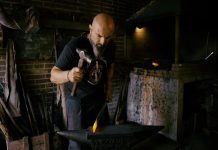 Birth of a Sword è il nuovo documentario di VGP Play dedicato alla realizzazione di spade di Toledo Birth of a Sword, il documentario di VGP Play dedicato alle spade