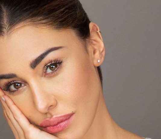 Belen Rodriguez, il post-riflessione su Instagram sulla querelle Corona : «Si vive male portando dentro rabbia e cattiveria verso gli altri» Belen Rodriguez