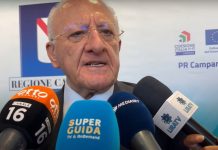 Vincenzo De Luca inaugura la 54 esima edizione del Giffoni Film Festival: “Sarebbe stato un delitto interromperlo” Vincenzo De Luca al Giffoni