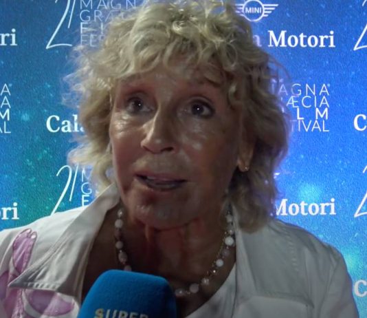 Cinzia Th Torrini al Magna Graecia: “Sto lavorando per un film su Peppino Di Capri. Ai giovani registi consiglio di iniziare facendo cortometraggi” Cinzia Th Torrini, intervista Superguidatv