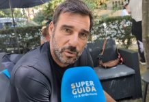 Edoardo Leo a Venezia 81: “Lavorare con Bellocchio è stato semplice. Il Clandestino 2? Ne stiamo parlando” Edoardo Leo, intervista Superguidatv