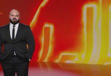 Le Iene, il monologo di Luigi Celeste: “la mia storia in un libro e in un film. Nessuno abbraccia l’odio volontariamente” | Video Mediaset monologo Luigi Celeste a Le Iene