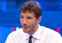 Rumore Festival 2025, Stefano De Martino parla della sfida con Gerry Scotti e rompe il silenzio sui video intimi: “Non è stata una vicenda facile, è importante denunciare”. E su Sanremo… Stefano De Martino, Affari Tuoi