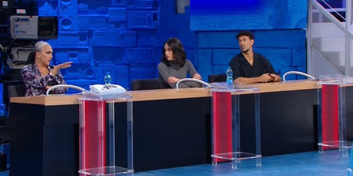 Amici 24 Alessandra Celentano vs Deborah Lettieri: “Coreografia piatta e noiosa” | Video Witty Tv Amici 24 Alessandra Celentano