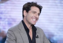 Giampaolo Morelli a Verissimo: “Quello che pensavo fosse mio padre, in realtà non lo era” | Video Mediaset Giampaolo Morelli a Verissimo