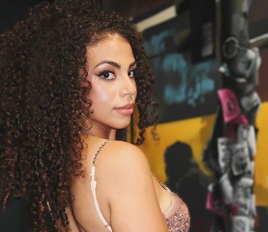 Samantha Irvin e la verità dietro il suo addio al WWE Samantha Irvin