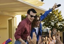 Hanno Ucciso l’Uomo Ragno – la leggendaria storia degli 883, la recensione della serie tv Hanno ucciso l'uomo ragno - la l