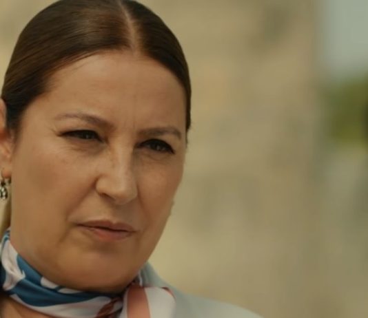 Tradimento, replica puntate serali 8 dicembre 2024 in streaming | Video Mediaset Tradimento Aldatmak