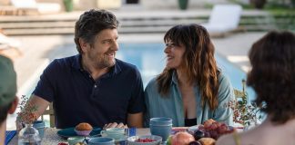 Valentina Lodovini e Fabio De Luigi, protagonisti di “10 giorni con i suoi”: “Oggi per i giovani difficile credere nel futuro” | Intervista 10 giorni con i suoi