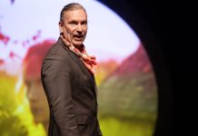 Mauro Repetto: “Non ho mai abbandonato Max Pezzali, oggi riempio i teatri col mio spettacolo che parla di noi” – Intervista Mauro Repetto - Alla Ricerca dellUomo Ragno