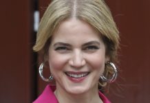 Black out 2, intervista esclusiva a Rike Schmid: “Tra Claudia e Giovanni ci sarà un riavvicinamento. In futuro vorrei continuare a lavorare in Italia” Rike-Schmid