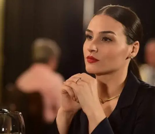 Tradimento, replica puntata 29 aprile 2025 | Video Mediaset Tradimento Aldatmak