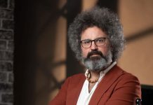 Sanremo 2025 – Simone Cristicchi e la verità sulla sua canzone “Quando sarai piccola” Simone Cristicchi