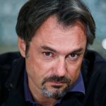 Un posto al sole, anticipazioni dal 5 al 9 ottobre: Michele lascia la radio, Renato impegnato in una corsa contro il tempo Un Posto al Sole