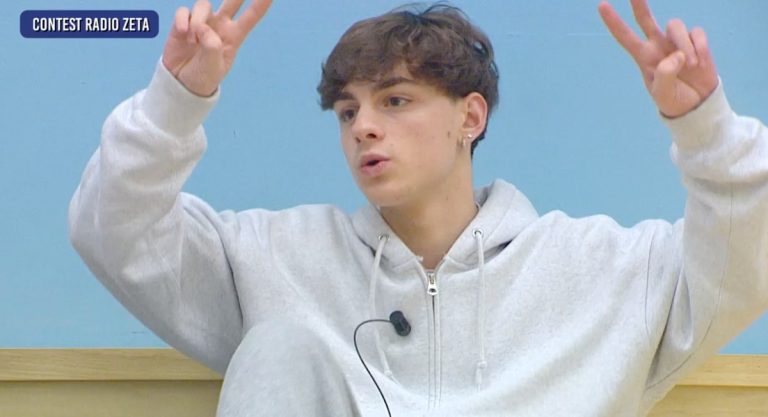 Piangi Di Luk3 Su Radio Zeta Il Pi Votato Tra I Singoli Di Amici 24 piangi-di-luk3-su-radio-zeta-il-pi-votato-tra-i-singoli-di-amici-24
