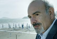 “Le onde del passato”, intervista esclusiva ad Andrea Tidona: “Davanti al dolore Gaetano reagisce in modo positivo. Nel cinema manca la meritocrazia, si privilegiano i personaggi e non gli attori” Andrea Tidona