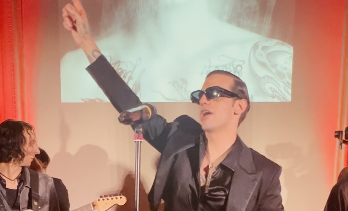 Achille Lauro, release party a Milano per il nuovo album “Comuni Mortali” – Video