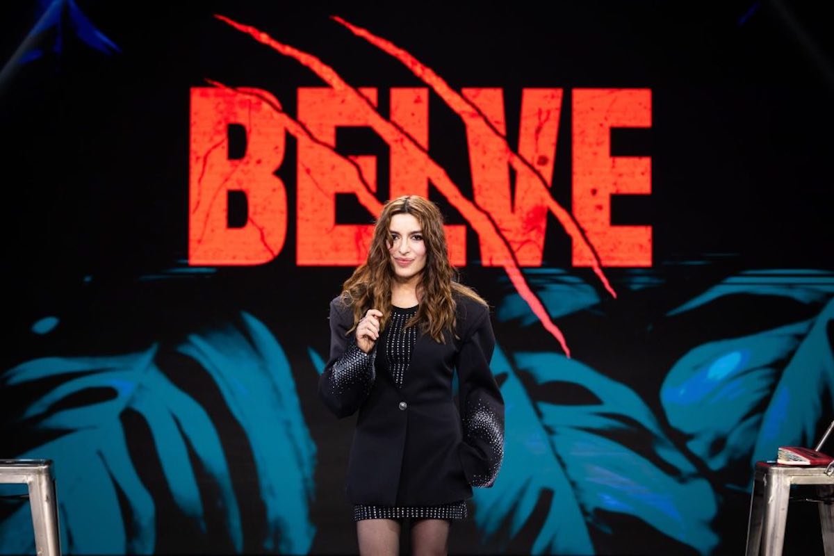 Sabrina Impacciatore a Belve: «Droghe? Provate tutte. Mi sono sentita una trans. Sono stata innamorata di una donna» Sabrina Impacciatore a Belve: «Droghe? Provate tutte. Mi sono sentita una trans. Sono stata innamorata di una donna»